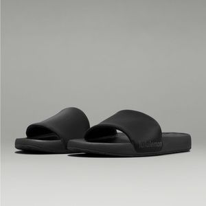 Brand new lulu slides